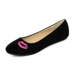 yeswalker Lips and Heart Embroidered Flats