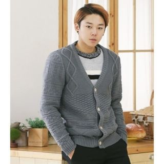 ABOKI Cable-Knit Cardigan