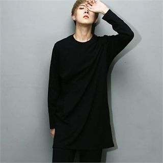 THE COVER Long-Sleeve Oversized T-Shirt