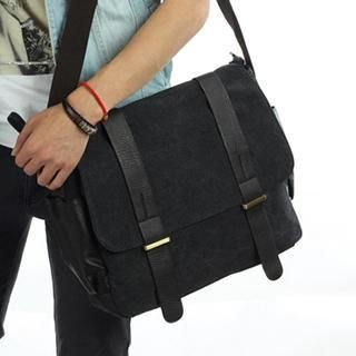 Moyyi Canvas Messenger Bag