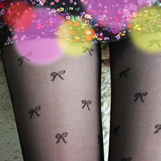 "Bow" Print Tights