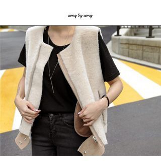 ssongbyssong Zip-Up Faux-Fur Vest