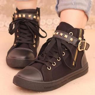 IYATO Studded Buckled High-Top Sneakers