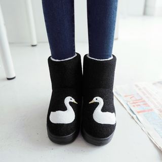 Pangmama Swan Fleece Lined Short Boots