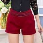 Contrast Trim Shorts от YesStyle.com INT Contrast Trim Shorts от YesStyle.com INT