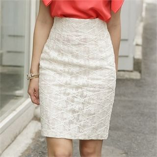 ode' Laced Pencil Skirt