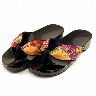 Black Wood Sandals