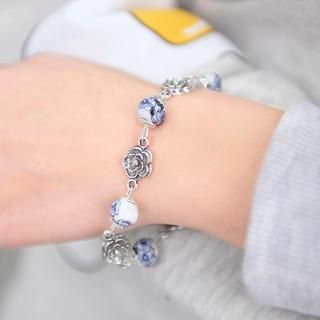 59 Seconds Floral Bead Crystal Bracelet