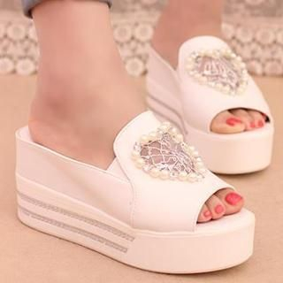 IYATO Beaded Platform Wedge Mules