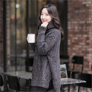 Attrangs Turtle-Neck Cable-Knit Sweater