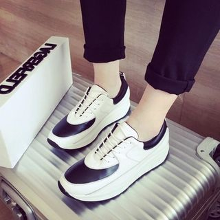JUN.LEE Platform Lace-Up Sneakers