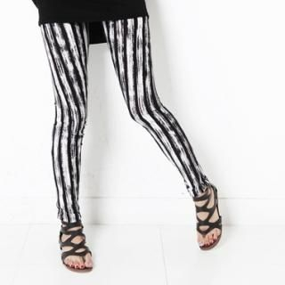 striped leggings