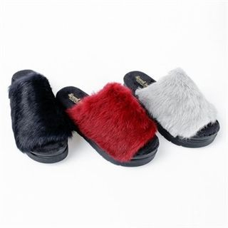 GLAM12 Faux-Fur Slippers