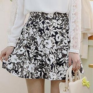 Sechuna Band-Waist Floral-Patterned Mini Skirt