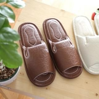 iswas Faux-Leather Slippers