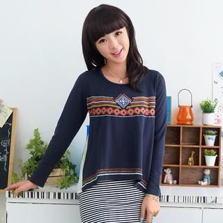 59 Seconds Long-Sleeved Embroidered Top