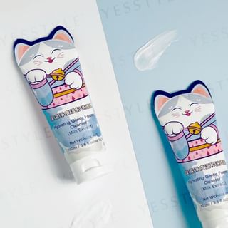 Unicat - Milk Extract Hydrating Gentle Foaming Cleanser 100Ml
