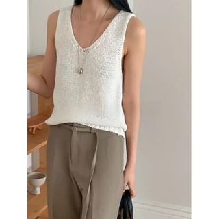 V-Neck Plain Knit Tank Top