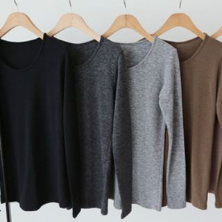 DAILY LOOK Round-Neck Wool Blend T-Shirt