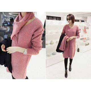 MARSHMALLOW V-Neck Wool Blend Sweater Dress with Knit Scarf
