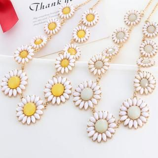 Best Jewellery Floral Necklace