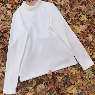 Long-Sleeve Round Neck Plain T-Shirt