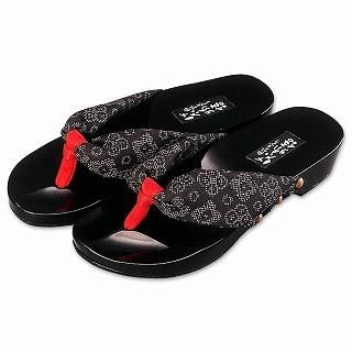Black Wood Sandals