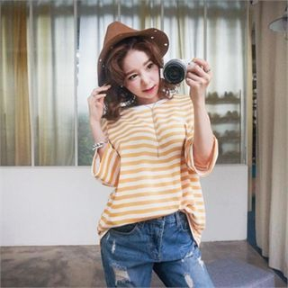 QNIGIRLS Elbow-Sleeve Stripe T-Shirt