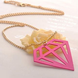Fit-to-Kill Hollowed Diamond Necklace Fuchsia - One Size