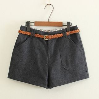 Mushi Plain Shorts with Belt