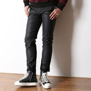 MODSLOOK Coated Straight-Cut Jeans