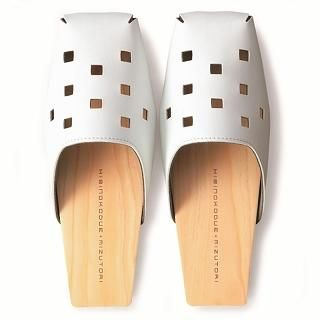 Clog-Style Wooden Flat Sandals S - White