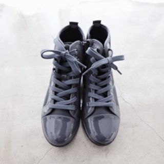 DAILY LOOK Lace-Up Padded Sneakers