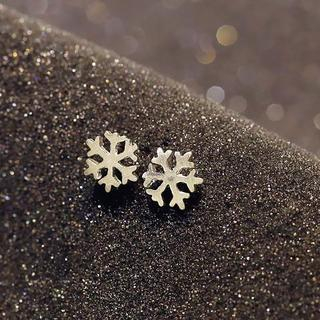 Love Generation Snowflake Earrings As Figure - One Size