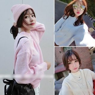 QZ Lady Perforated Cable Knit Sweater
