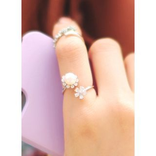 kitsch island Faux-Pearl Ring