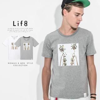 Life 8 Short Sleeved Print T-shirt