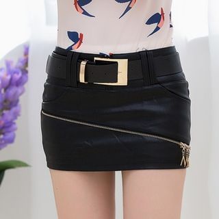 Camellia Faux Leather Zip Skirt
