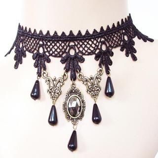 Fit-to-Kill Gothic Lace Crystal Necklace  Black - One Size