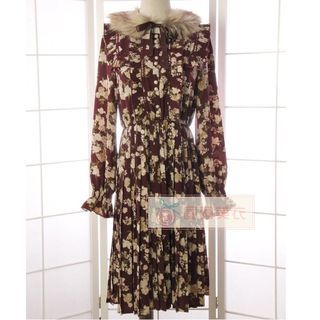 Reine Floral Print Long-Sleeve Pleated Dress with Faux Fur Decorative Collar