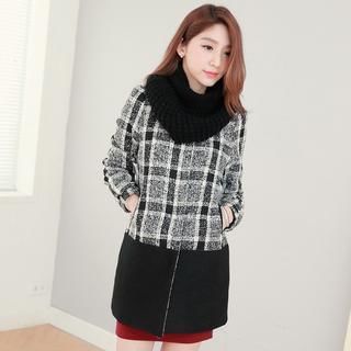 Tokyo Fashion Patterned Coat with Circle Scarf