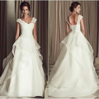 Beautiful Wedding Cap-Sleeve V-Neck Lace Wedding Ball Gown