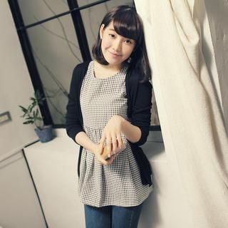 Tokyo Fashion Set: Knit Cardigan + Tied Pleated Gingham Top