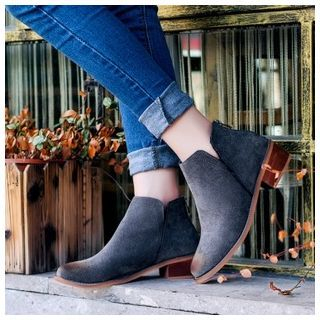 BAYO Ankle Boots