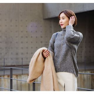 ssongbyssong Turtle-Neck Knit Top
