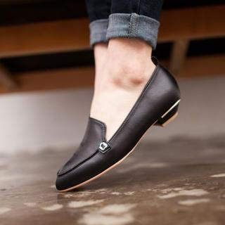 VIVIER Pointy-Toe Metal-Trim Loafers