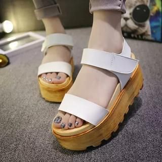 Chryse Velcro Platform Sandals