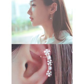 kitsch island Rhinestone Faux-Pearl Ear Cuff