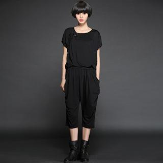 Mythmax Set: Short-Sleeve Buttonted Top + Cropped Pants