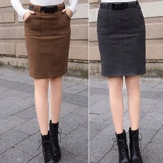 Romantica Pocket-Accent Pencil-Cut Skirt